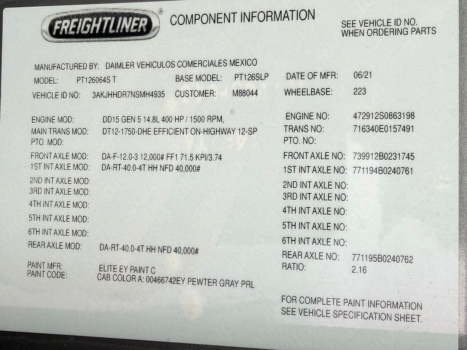 2022 Freightliner Cascadia 126 image 16
