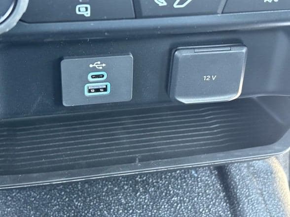 2024 Ford F550 image 16