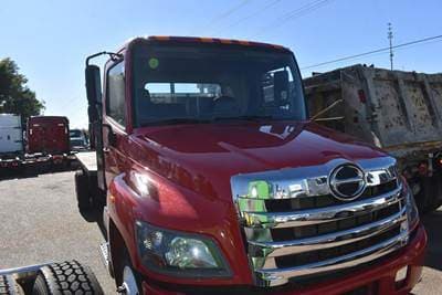 2018 Hino Conventional Type Truck image 2