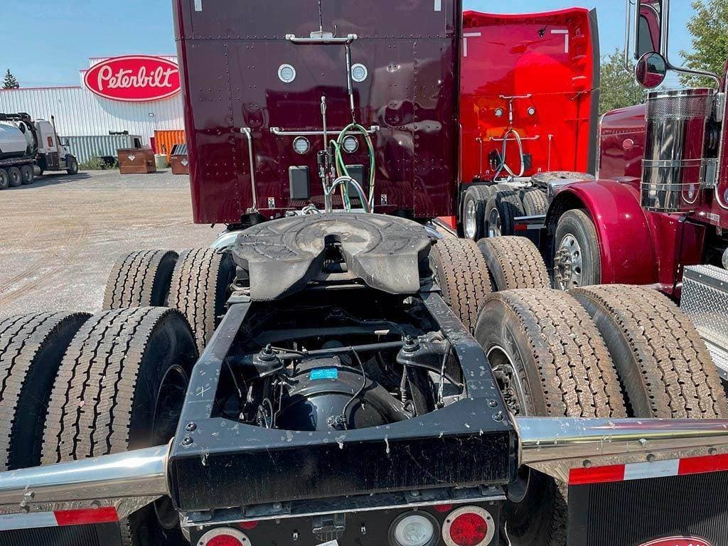 2025 Peterbilt 589 image 5