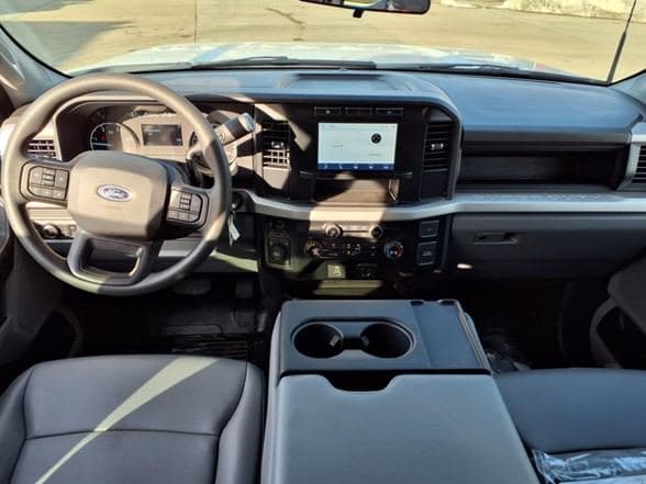 2024 Ford F550 SD image 16
