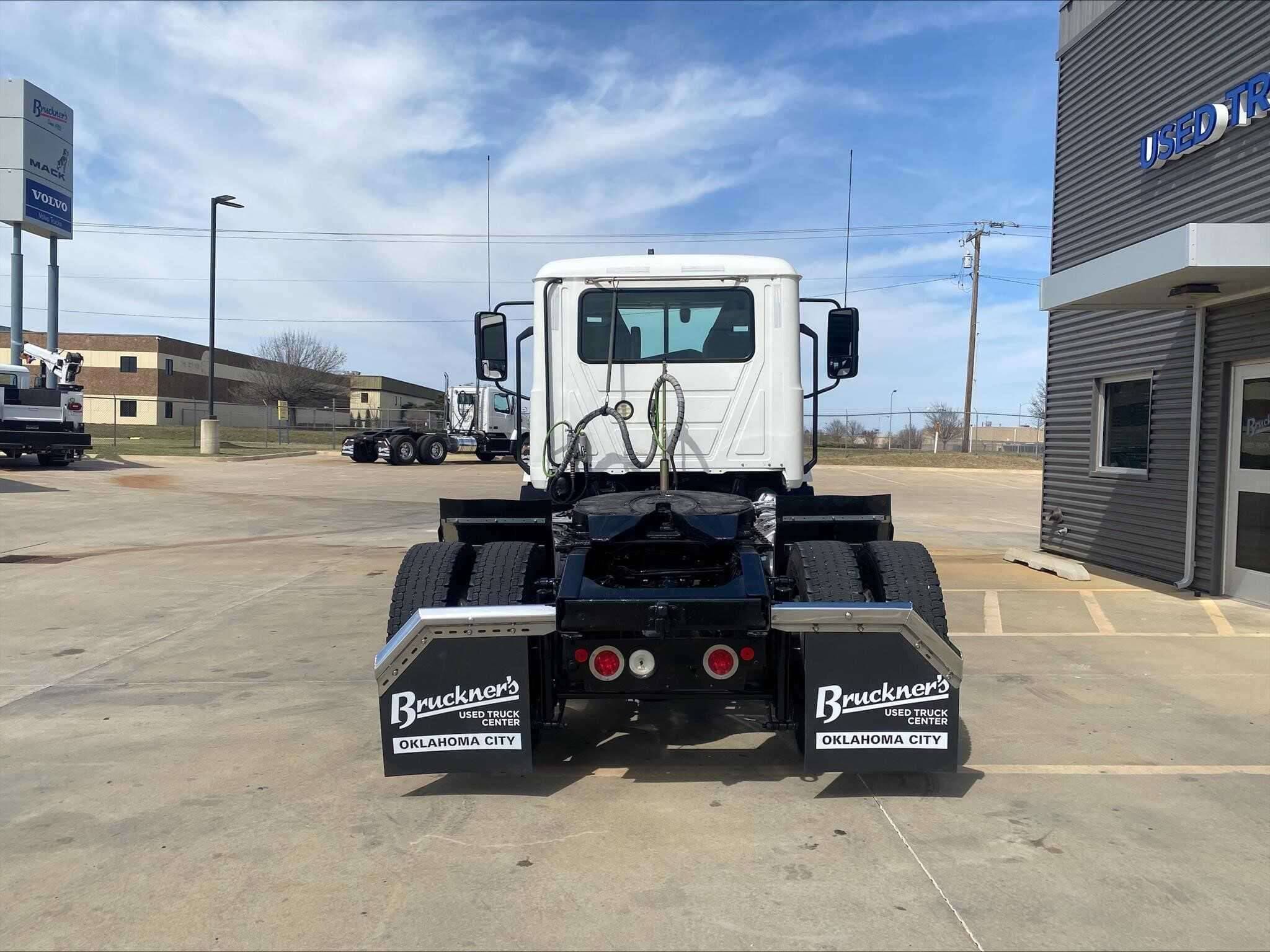 Used 2021 MACK ANTHEM Conventional - Day Cab in Oklahoma City, OK image 6