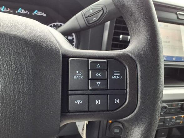 2025 Ford F600 image 18