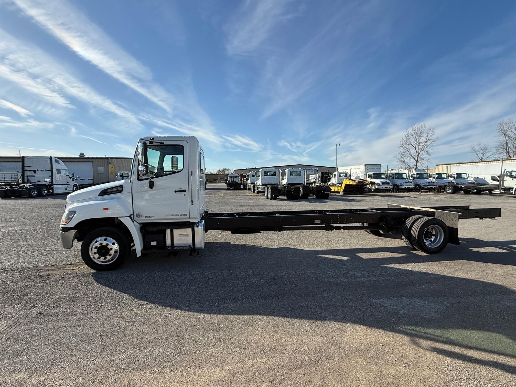 2020 HINO 268 115712 image 7