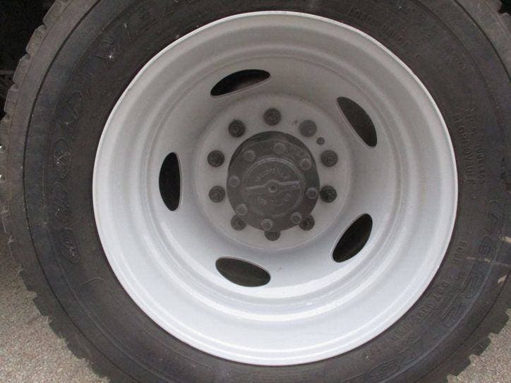 2017 Ford F-550 BUCKET TRUCK 92K MILES image 26