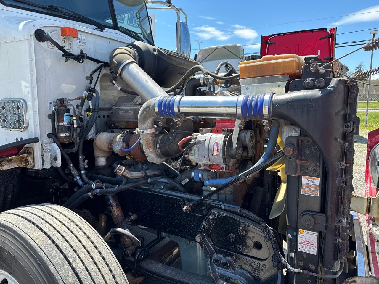 2015 Peterbilt 386 image 12