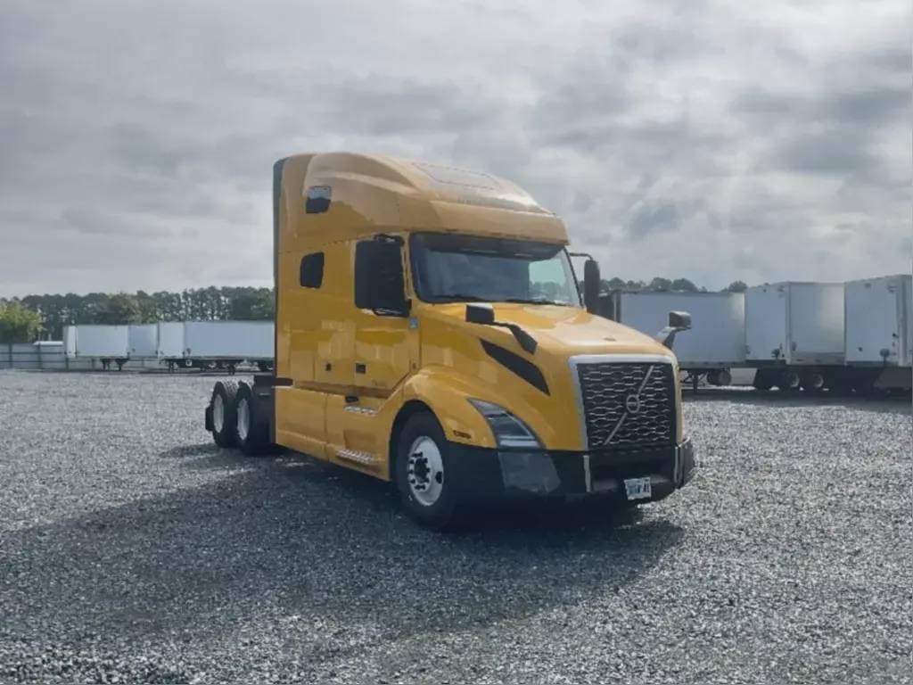 2022 Volvo VNL image 1