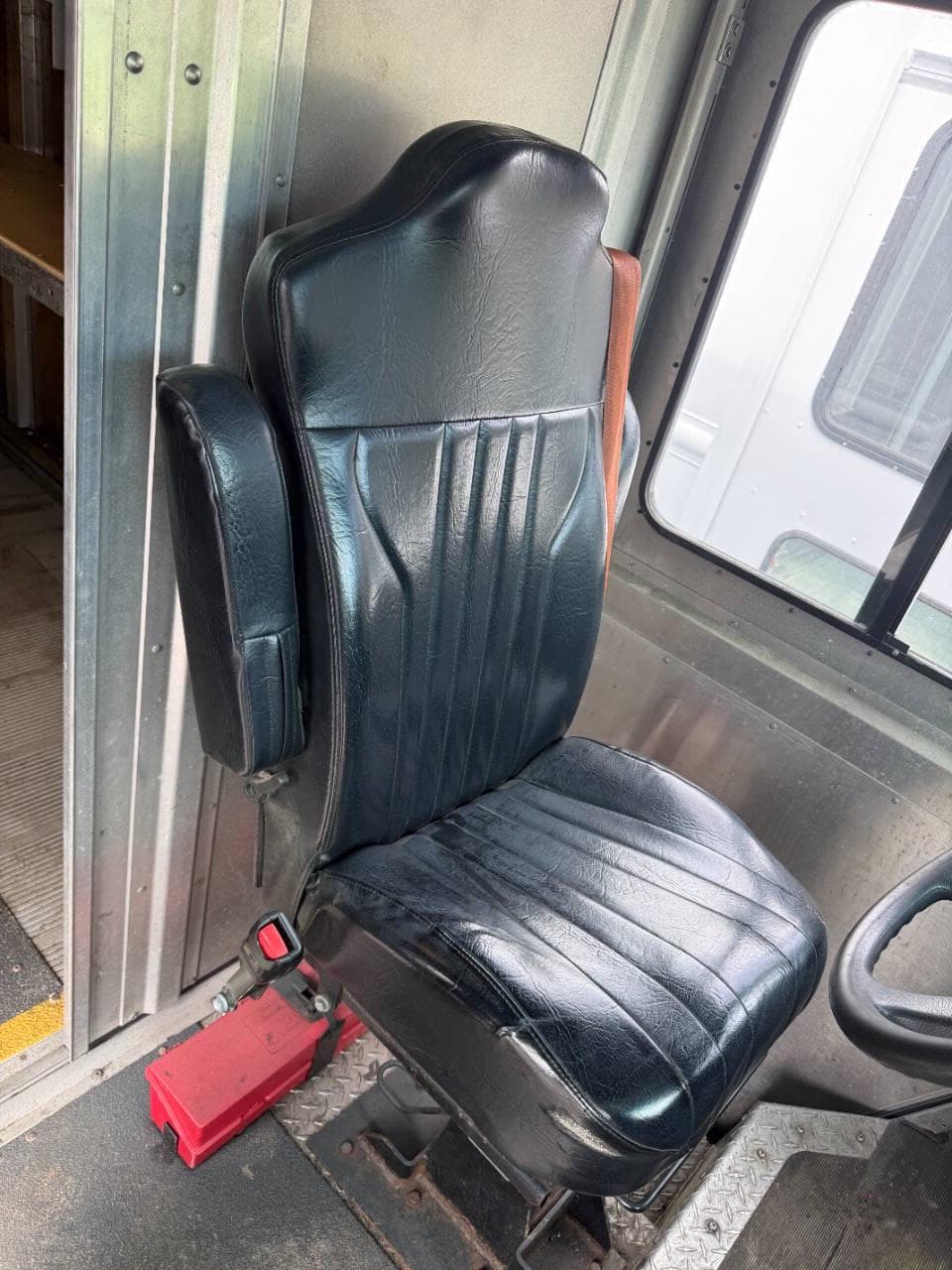 2017 Freightliner MT55 image 13