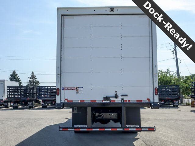 2024 Chevrolet 7500 XD LCF Diesel Work Truck UNDER CDL 26'x102"x97" Box Truck image 4