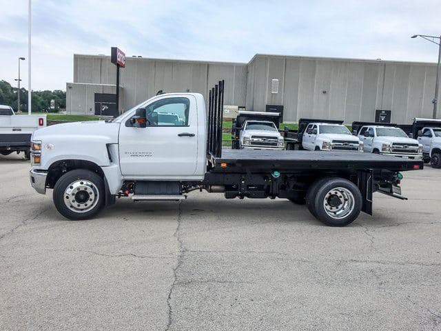 2024 Chevrolet Silverado 6500HD image 6
