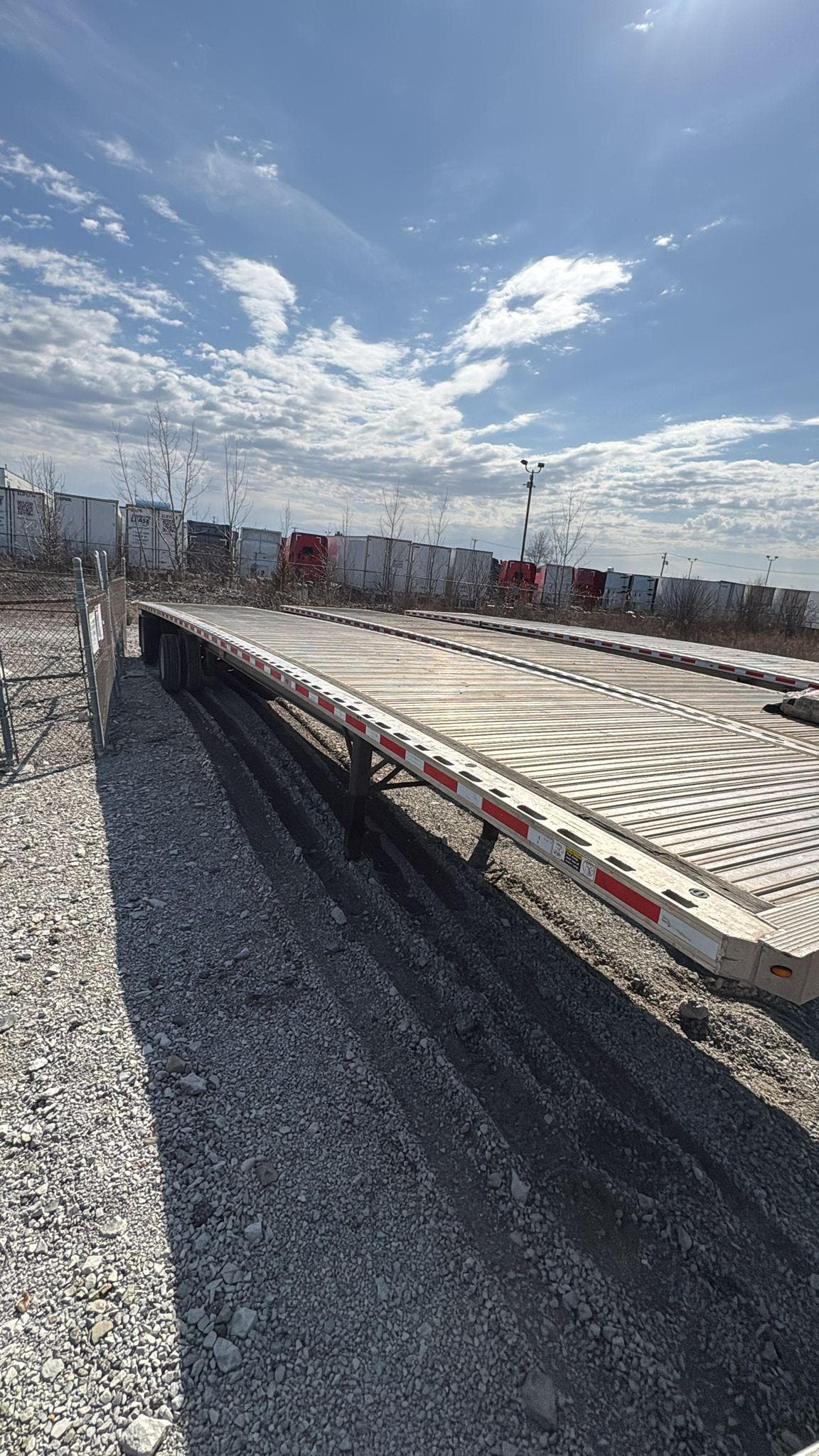 2019 Fontaine 48` Flatbed image 3