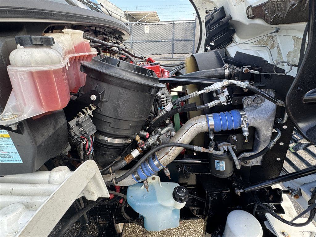2018 Freightliner M2-106 image 49
