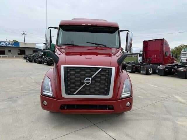 2018 Volvo VNR image 4