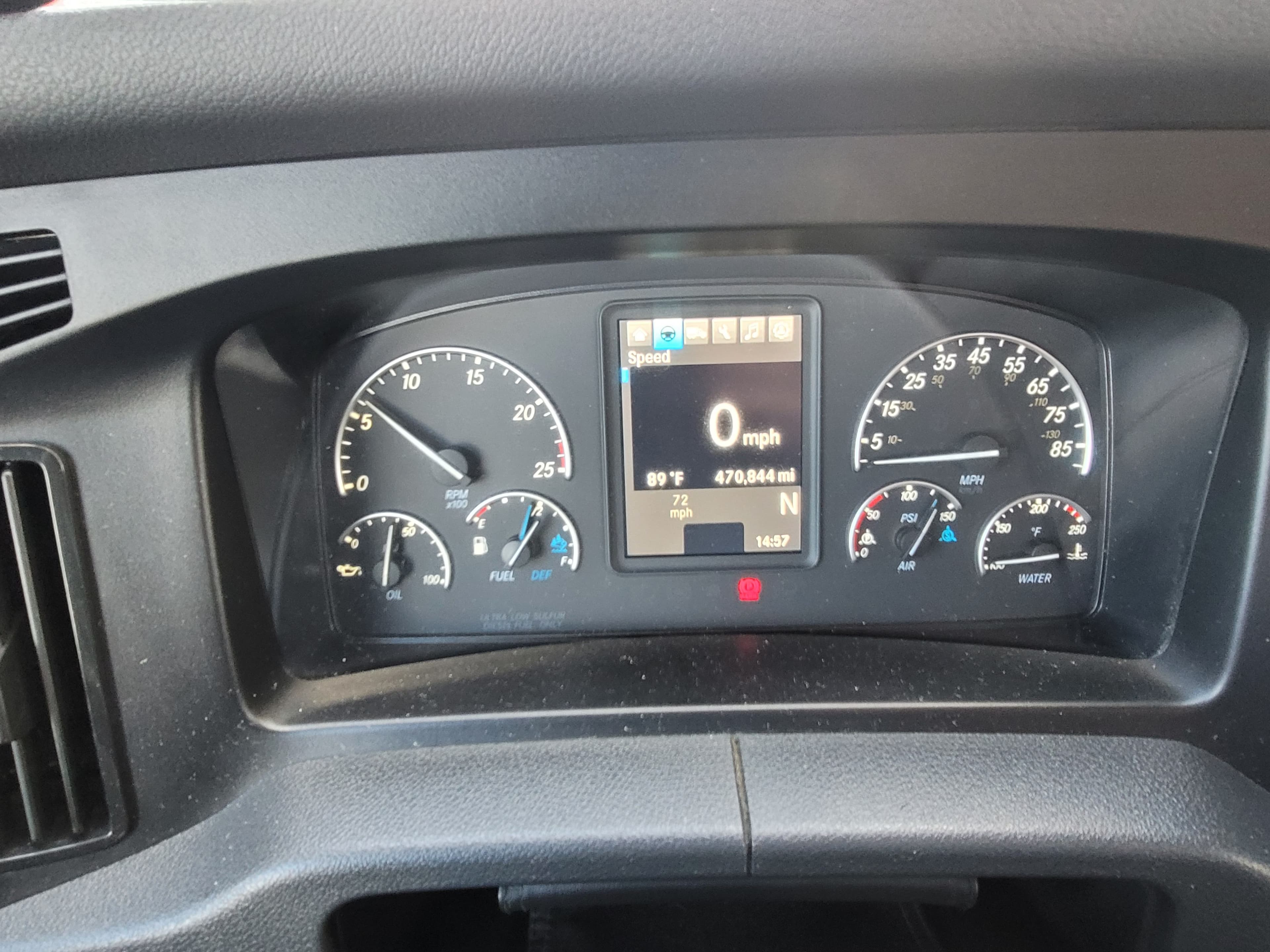 2023 Freightliner Cascadia 125 image 12