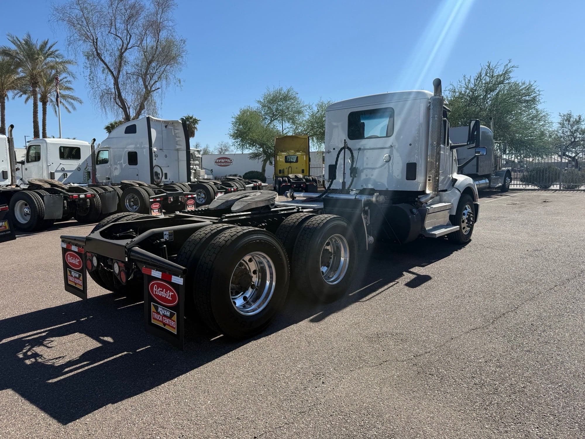 2023 Peterbilt 579 image 5