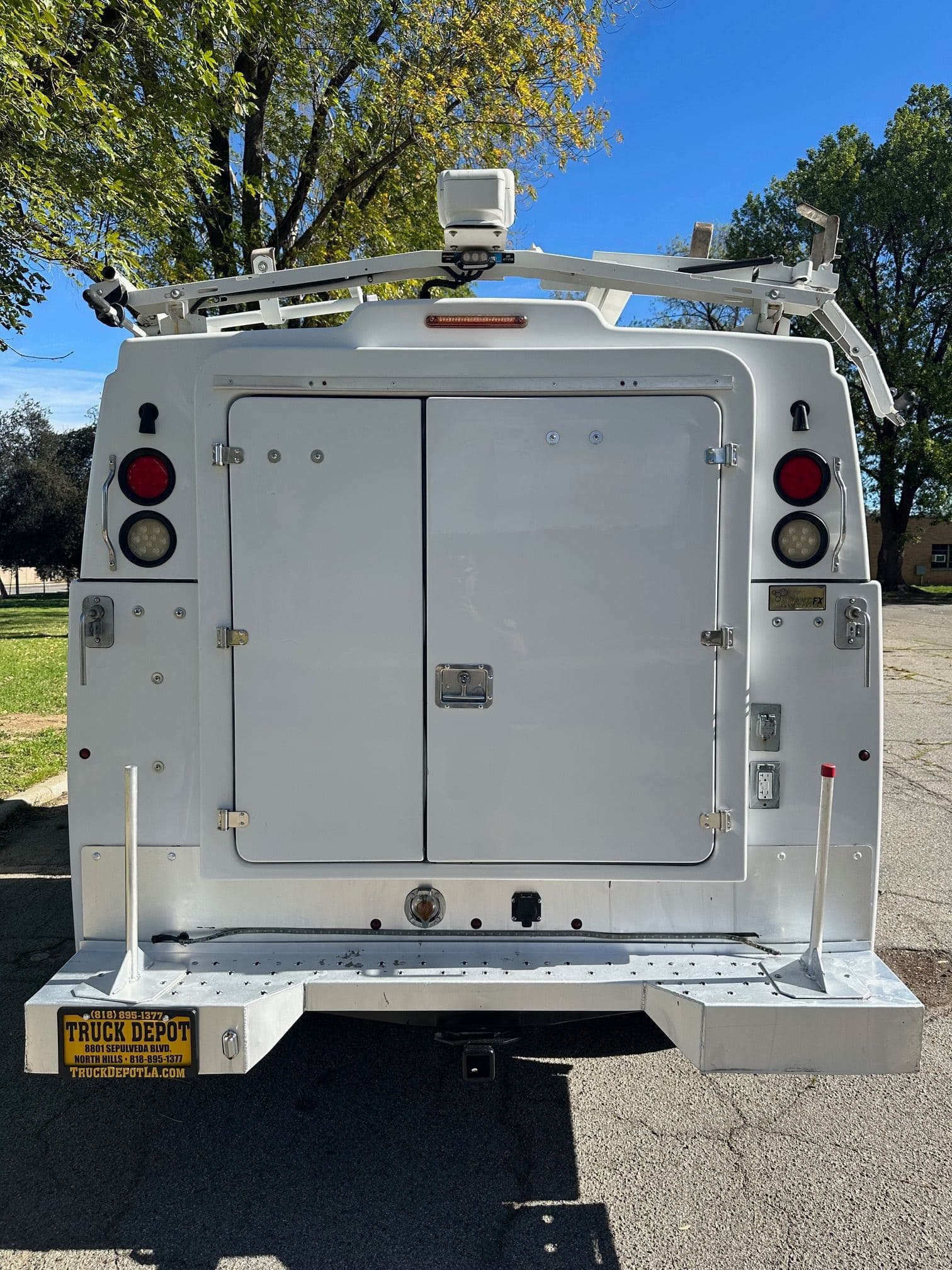 2012 CHEVROLET SILVERADO 2500HD Service Truck with Generator 13485 image 4