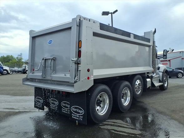 2026 Kenworth T880 image 5