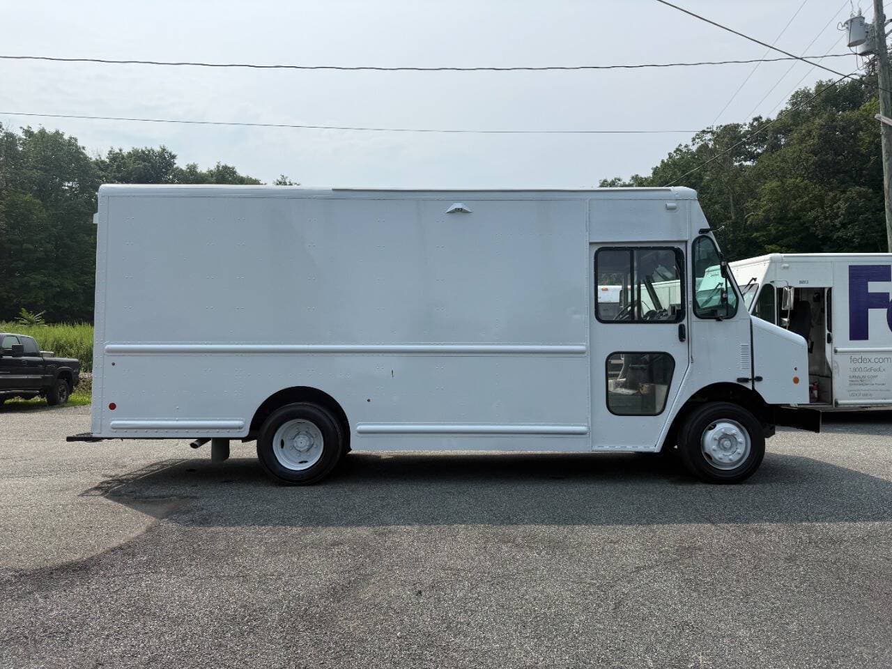 2020 Freightliner MT45 image 2