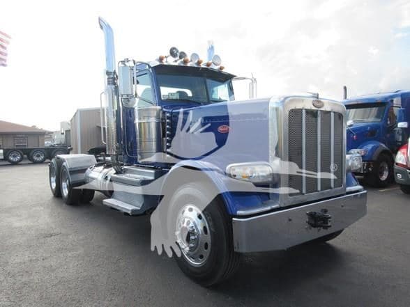 2019 Peterbilt 389 image 3