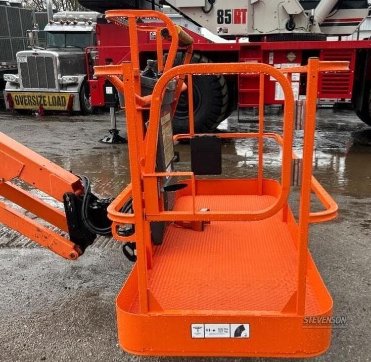 2017 JLG 660SJC PL5385 image 15