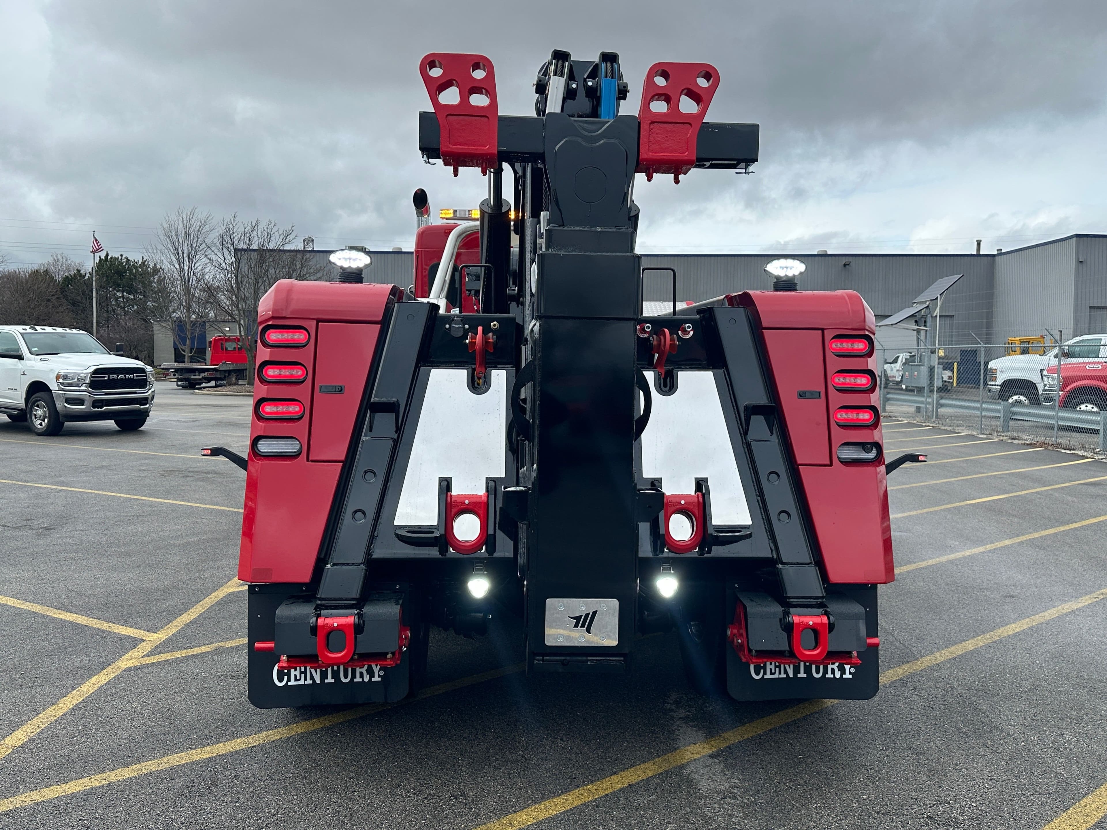 2025 Kenworth T880 with a Century 5130 image 4