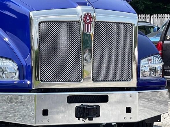 2025 Kenworth T880 image 5