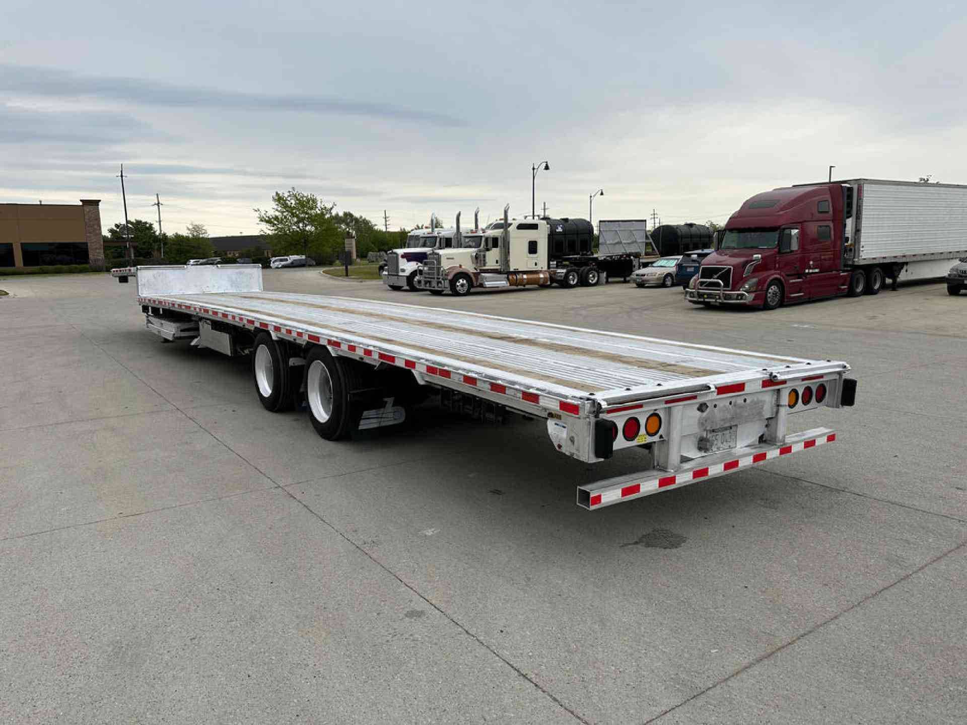 2019 Benson 524 A Step Deck image 18