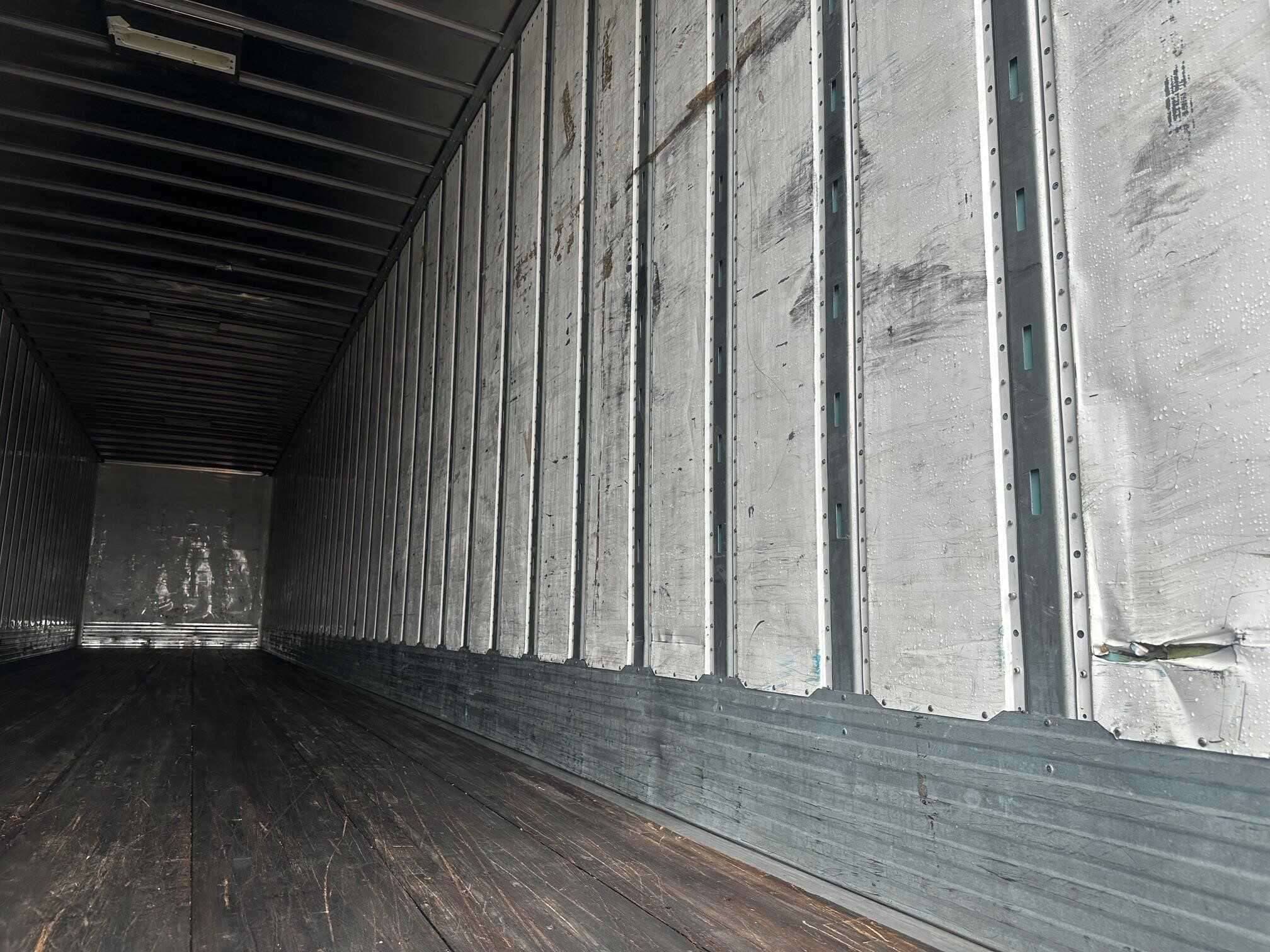2018 Utility 4000DX 53 ft Dry Van Trailer image 8