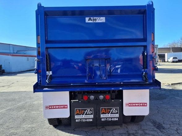 2025 Kenworth T880 image 7