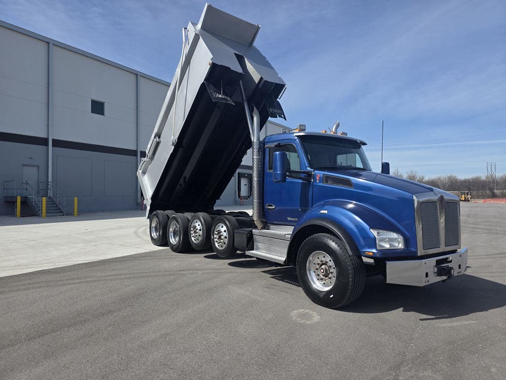 Used 2018 KENWORTH T880 image 13