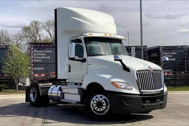 2022 International LT625 4x2 Day Cab Truck - Cummins 450HP, 12 Speed