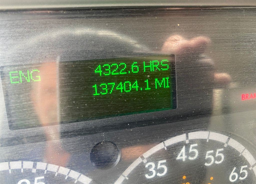 2019 Freightliner M2-106 image 11