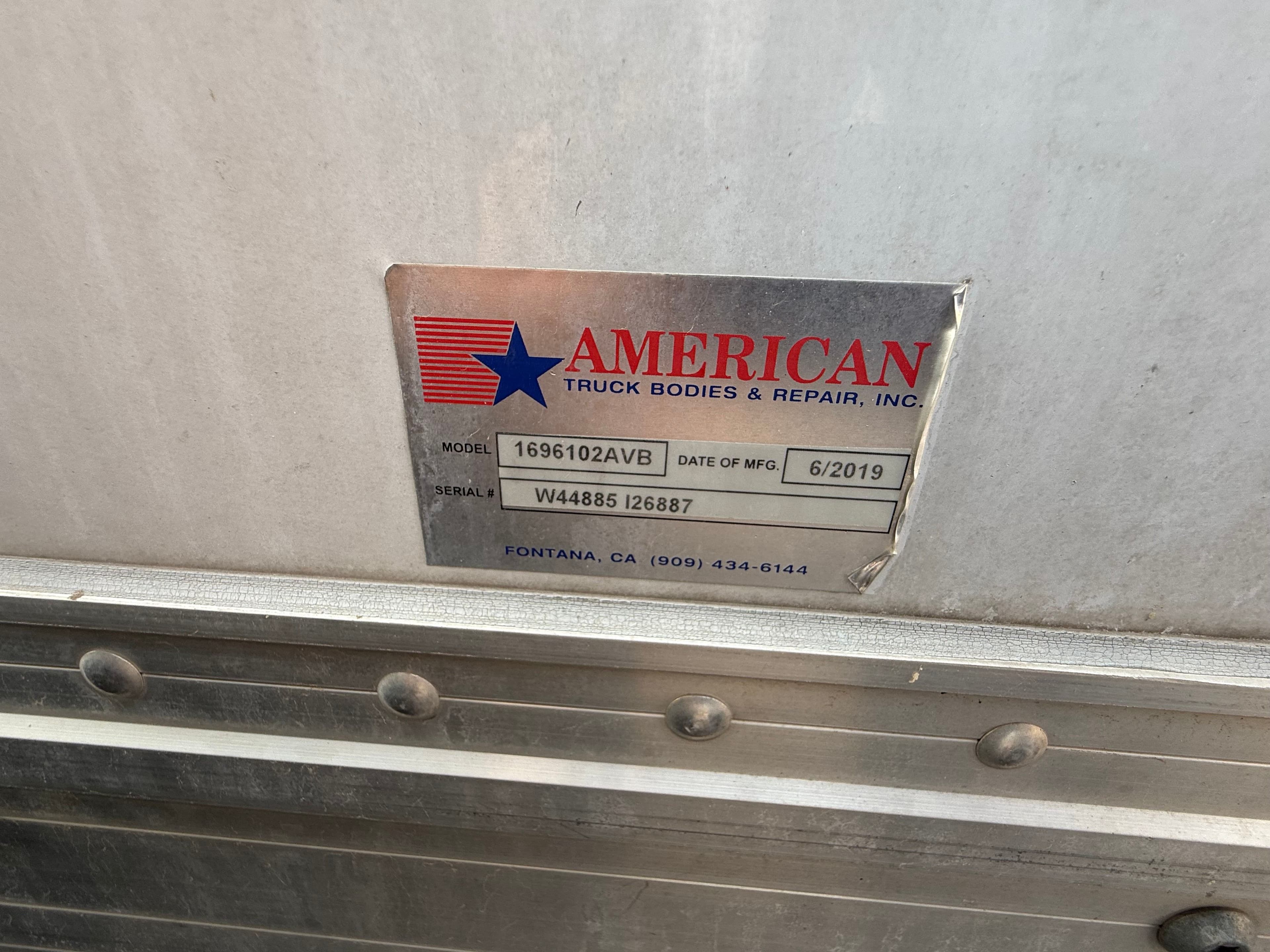 2019 Isuzu NPR-HD image 4