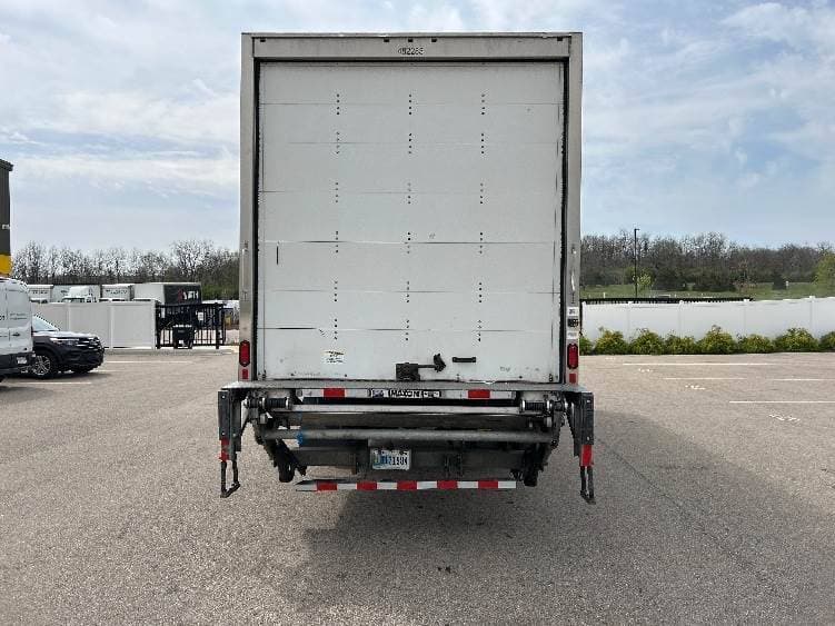 2022 International MV607 Box Truck - 220HP, 6 Speed Automatic, Roll up Door image 7