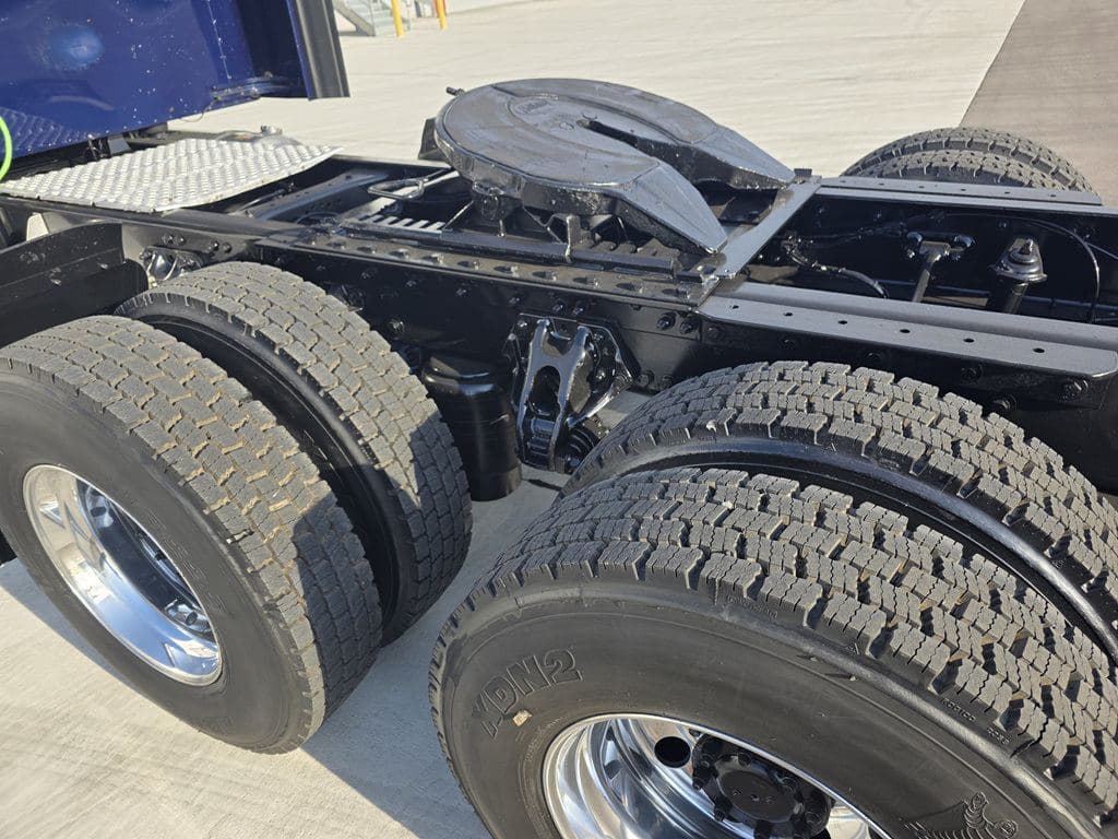 Used 2023 KENWORTH W900L image 21