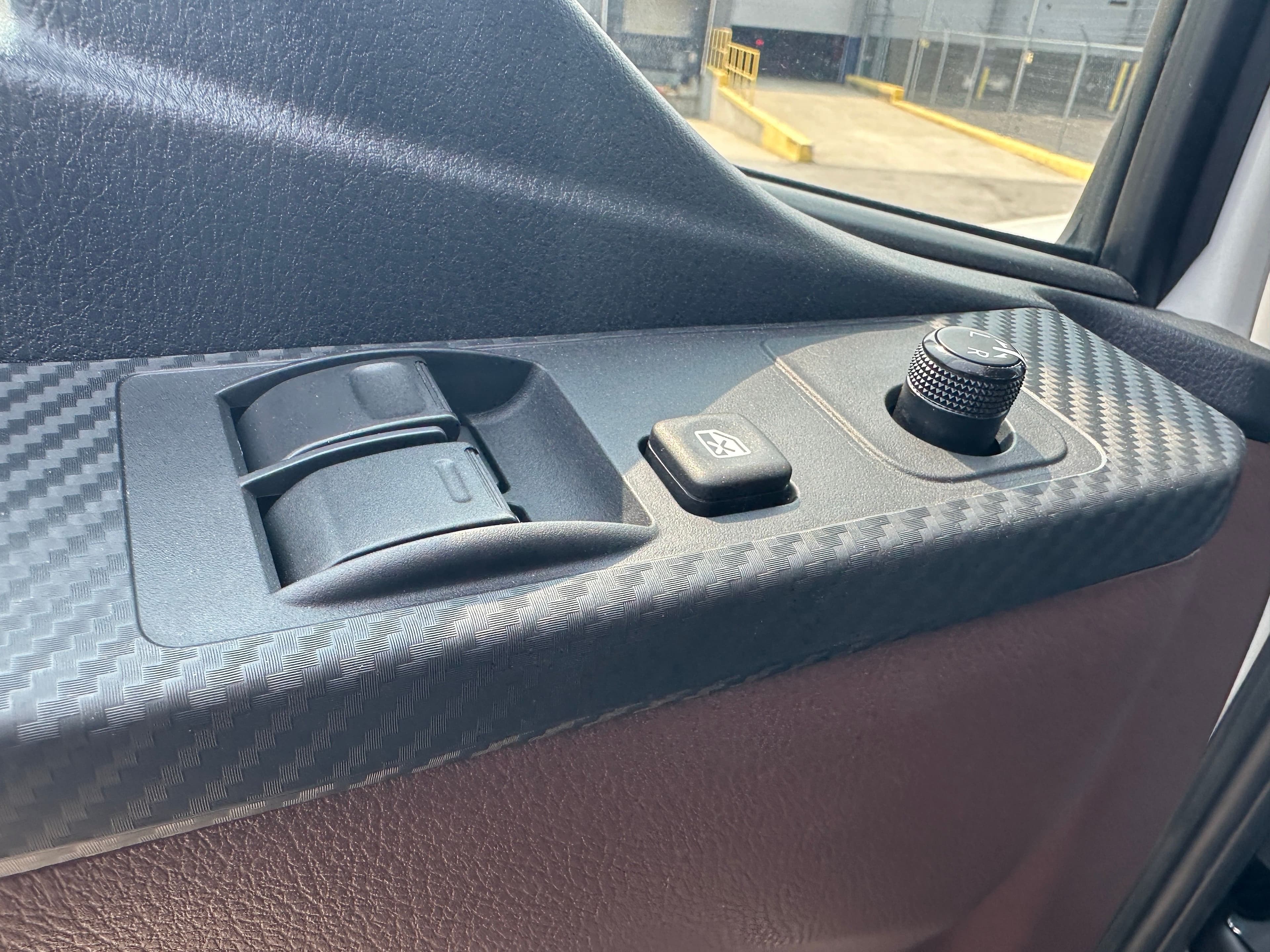 2025 Hino L6 WITH A CENTURY 21.5' STEEL CARRIER  (SK#: 6261C)  image 14