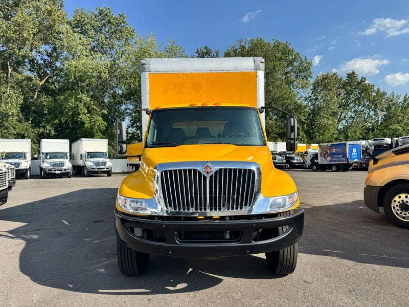 2020 International MV607 image 1