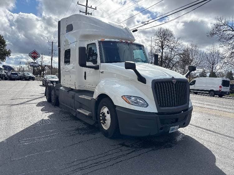 2023 International LT62F image 1