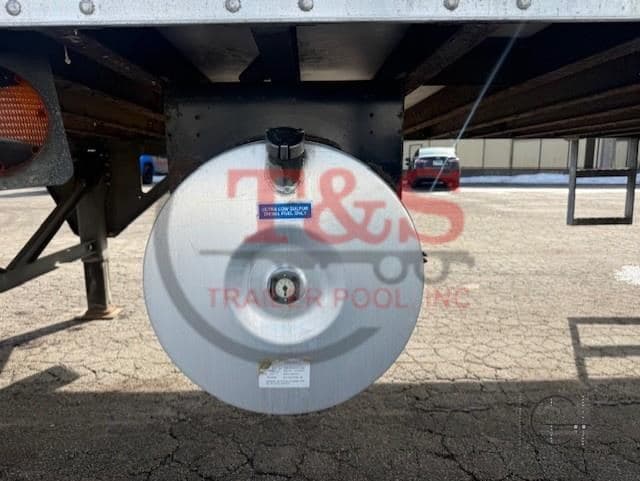 2017 HYUNDAI 48300 image 8