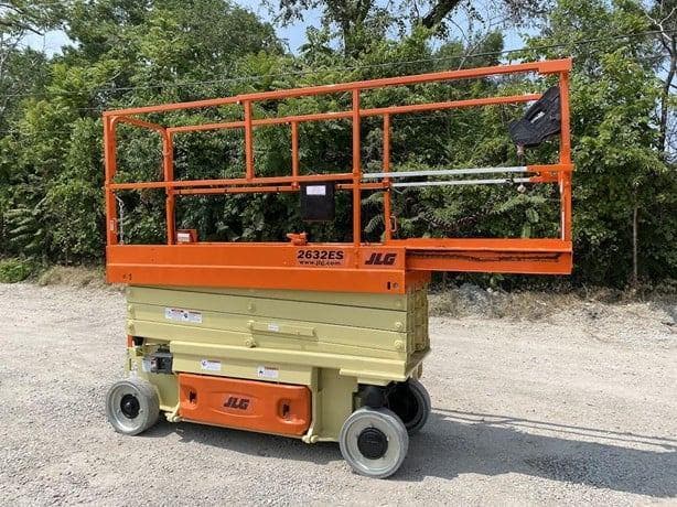 2016 JLG 2632ES image 1