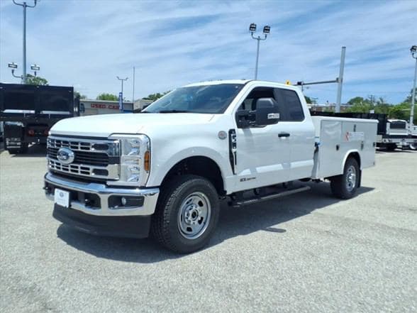 2026 Ford F350 SD XL image 2