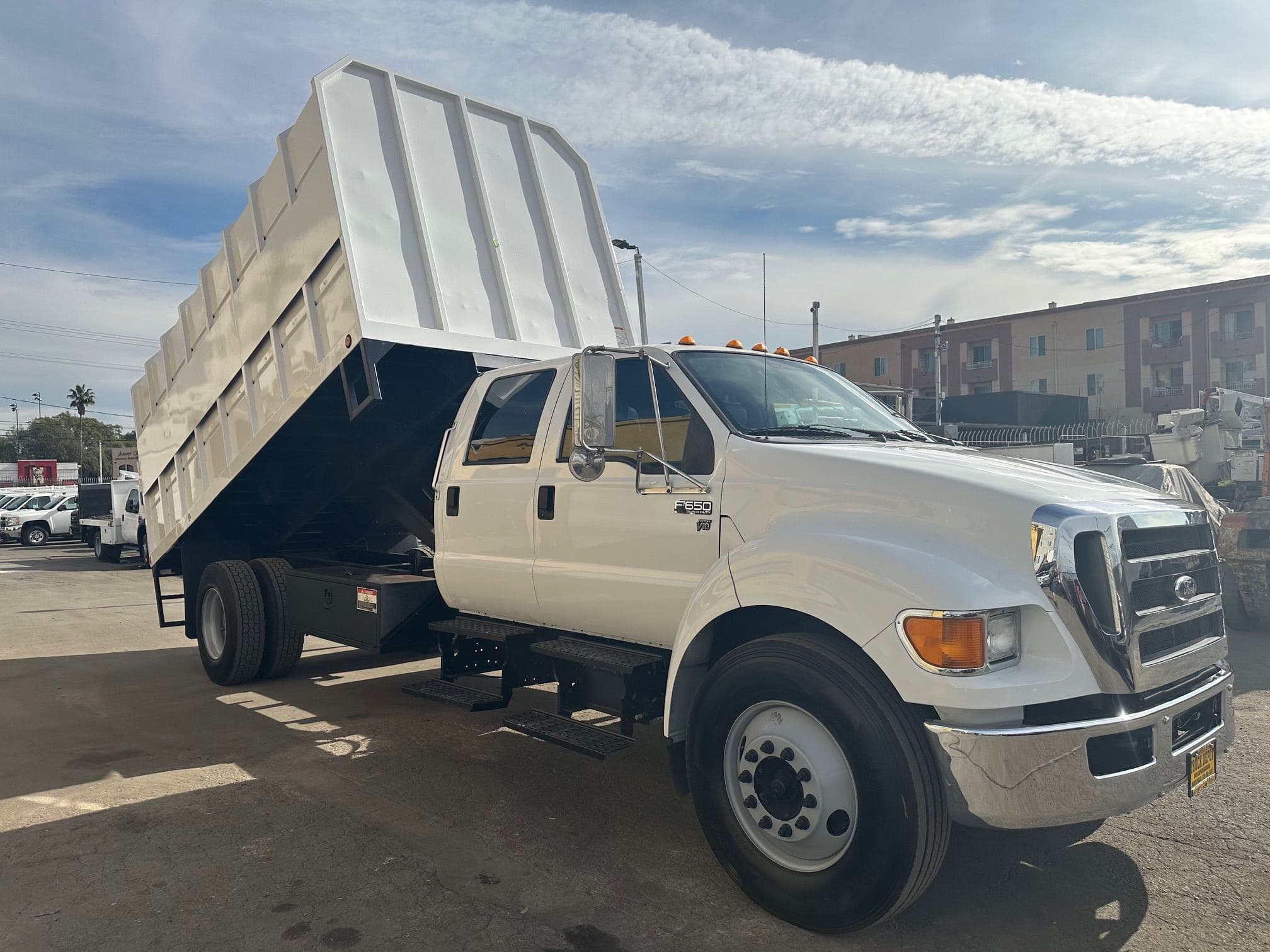 2015 FORD F650 SD Crew Cab Chipper Dump 13409 image 4