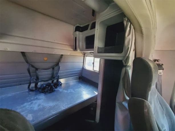 2011 PETERBILT 386 image 5