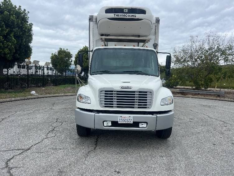 2021 Freightliner M2 image 1