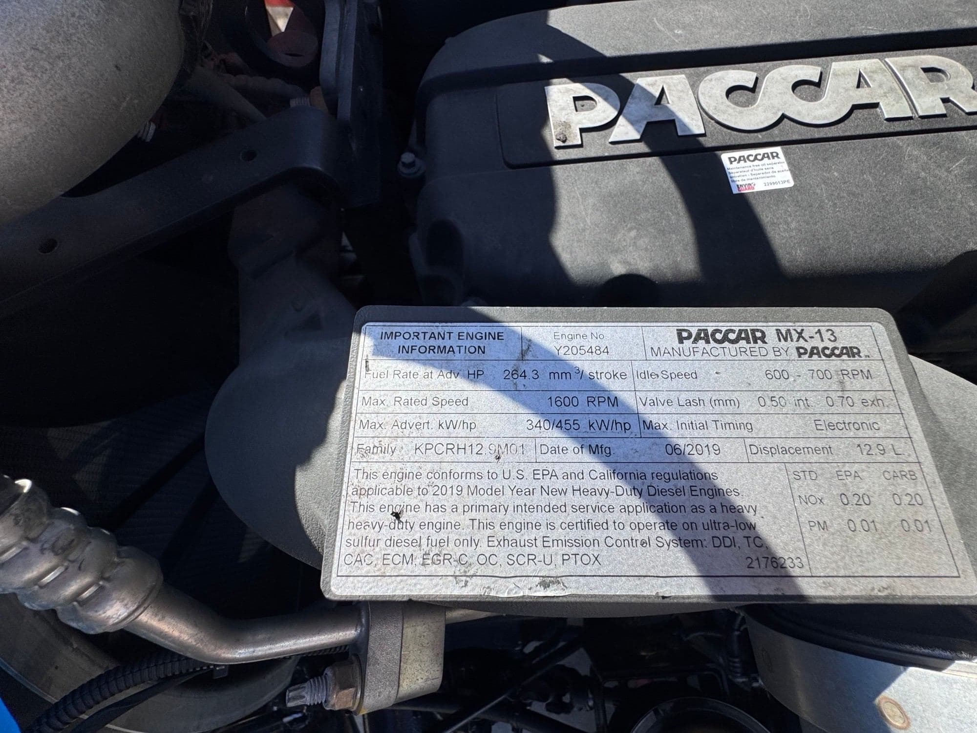 2020 Peterbilt 579 image 16