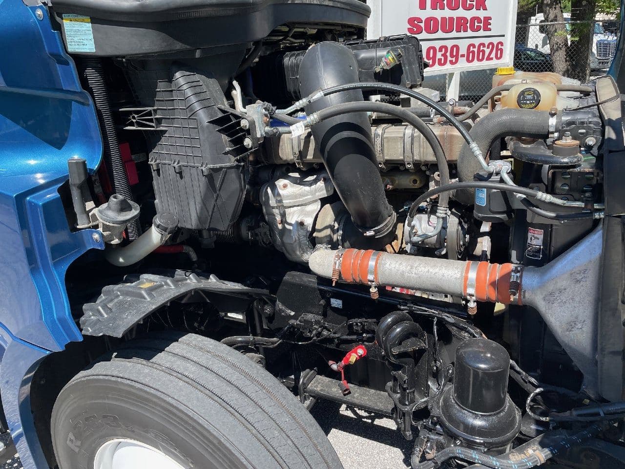 2020 Freightliner Cascadia 126 image 30