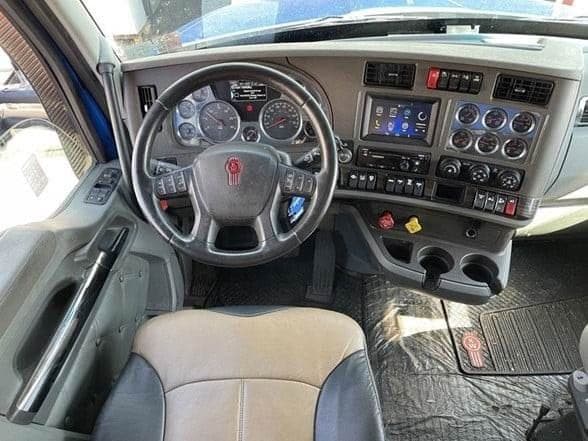 2020 Kenworth T680 image 6