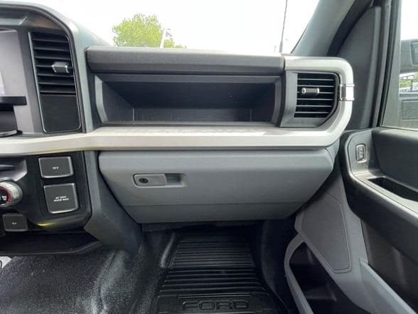 2024 Ford F550 image 31