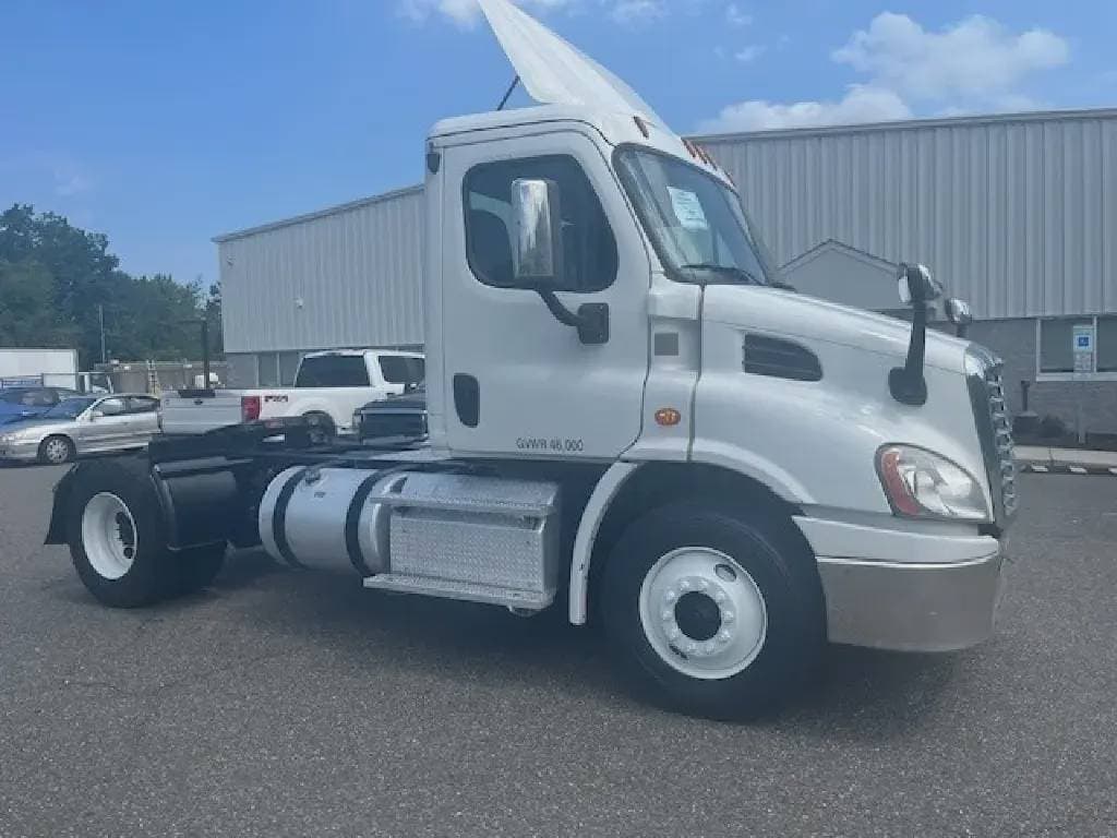 2019 Freightliner Cascadia 113 image 5