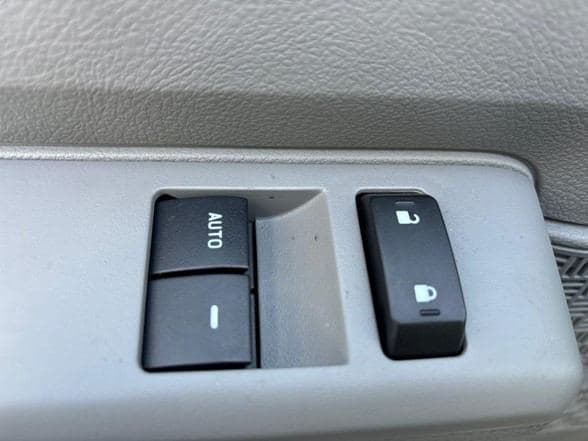 2024 Ford E350 SD image 18